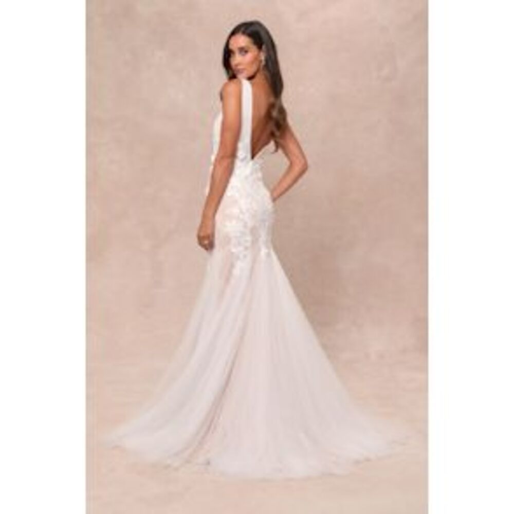 Lulu's White Lace & Tulle Backless Mermaid Gown